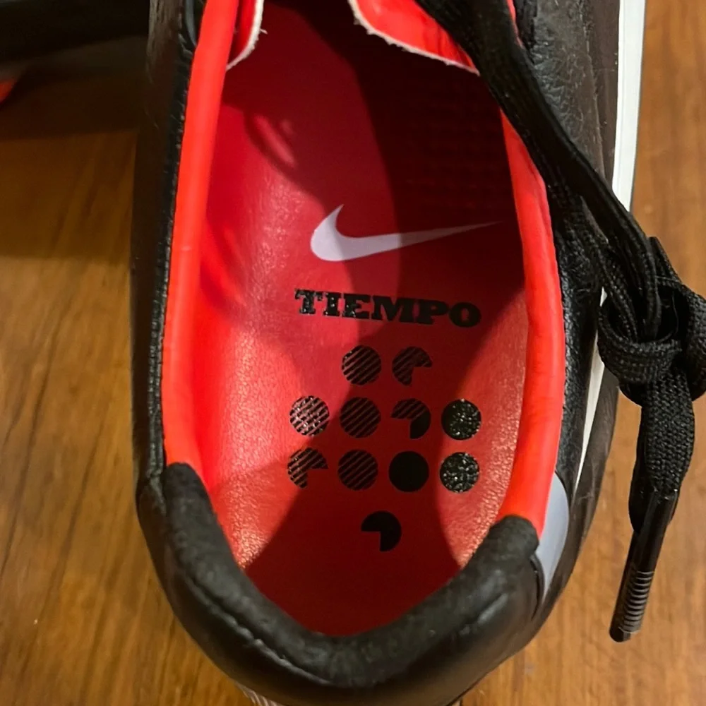 Nike Tiempo Legend IV SG Pro Soccer Cleats Shoes 509041 010 Bosnia Men’s Size 8